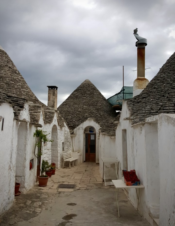 Unique village cottages taken in Italy